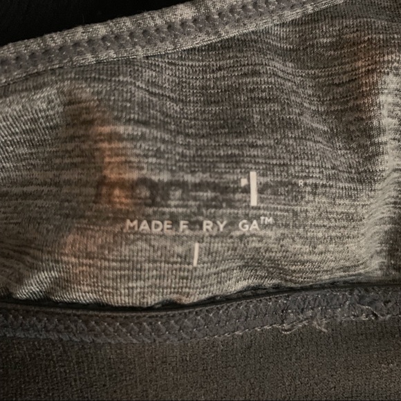 👙Manduka Cross Strap Bra, Gray, Size: L👙 - Picture 5 of 8